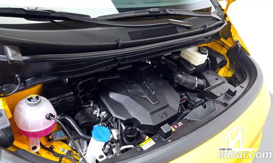 Hyundai Staria 2024 3.5 автомат (гидро), фото 6