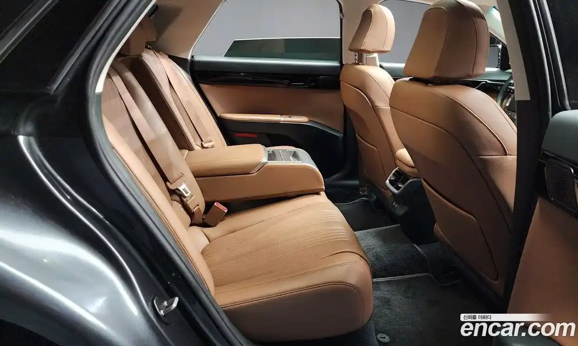 Hyundai Grandeur 2023 3.5 автомат (гидро), фото 11