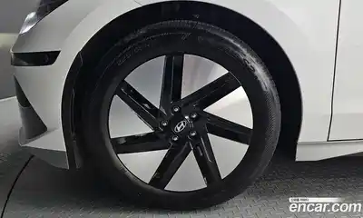 Hyundai Ioniq 6 2023 0.1 автомат (гидро), миниатюра 5