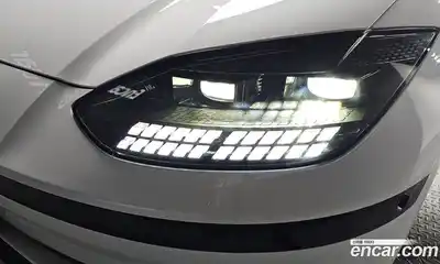 Hyundai Ioniq 6 2023 0.1 автомат (гидро), миниатюра 8