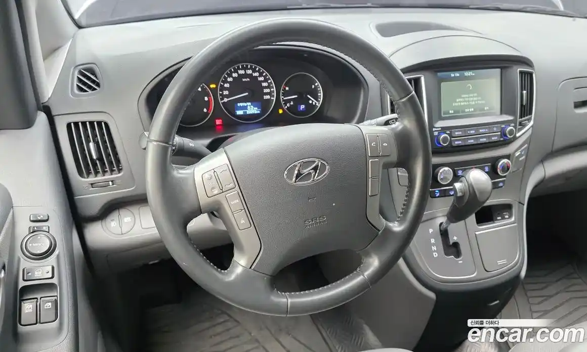 Hyundai Starex 2020 2.5 автомат (гидро), фото 13