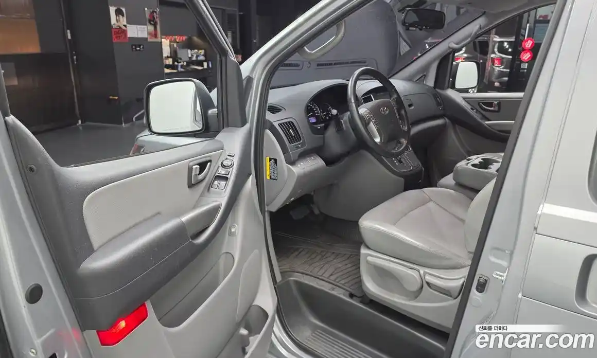 Hyundai Starex 2020 2.5 автомат (гидро), фото 10