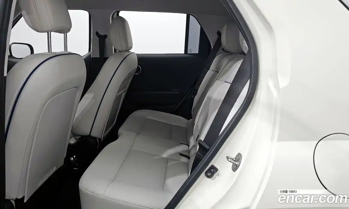 Hyundai Casper 2023 1.0 автомат (гидро), фото 16