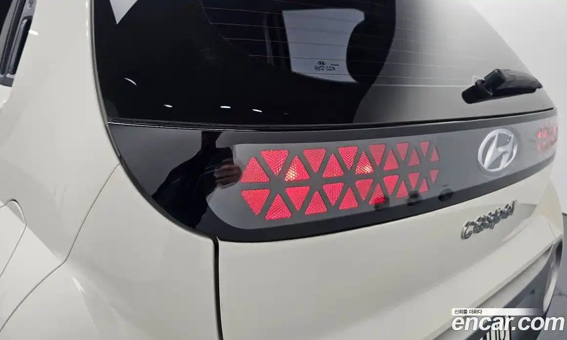 Hyundai Casper 2023 1.0 автомат (гидро), фото 9