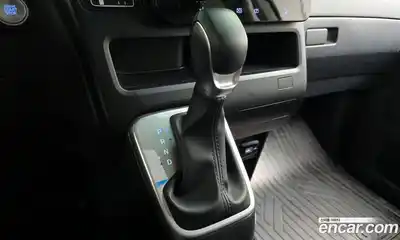 Hyundai Staria 2024 2.2 автомат (гидро), миниатюра 12