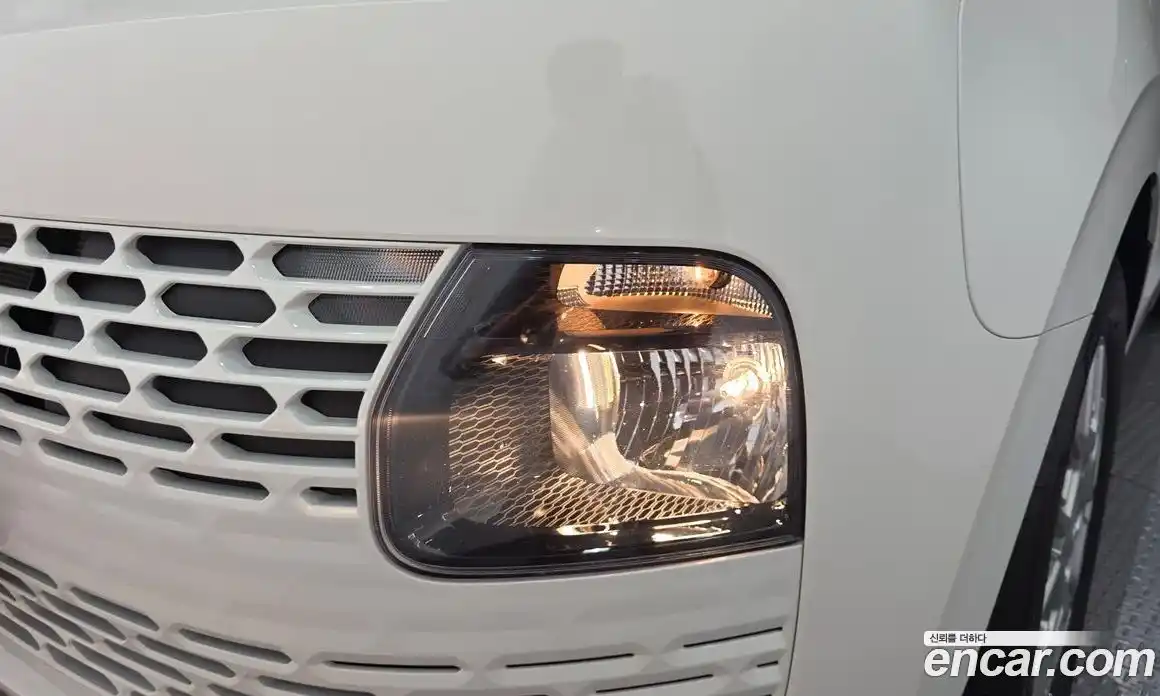 Hyundai Staria 2024 2.2 автомат (гидро), фото 8