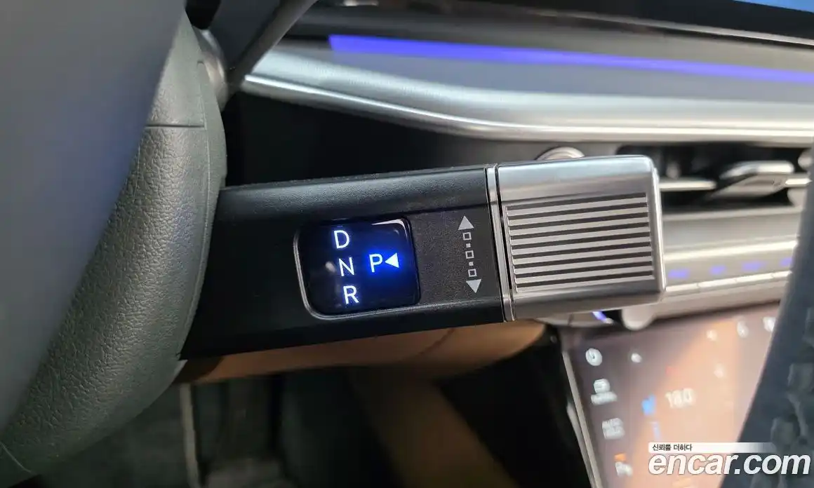 Hyundai Grandeur 2024 2.5 автомат (гидро), фото 12