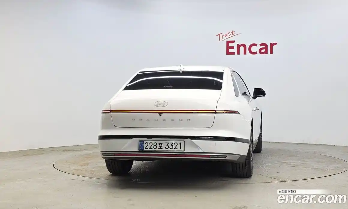 Hyundai Grandeur 2024 2.5 автомат (гидро), фото 4