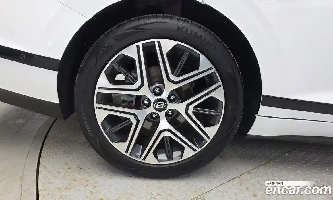 Hyundai Grandeur 2024 2.5 автомат (гидро), фото 5
