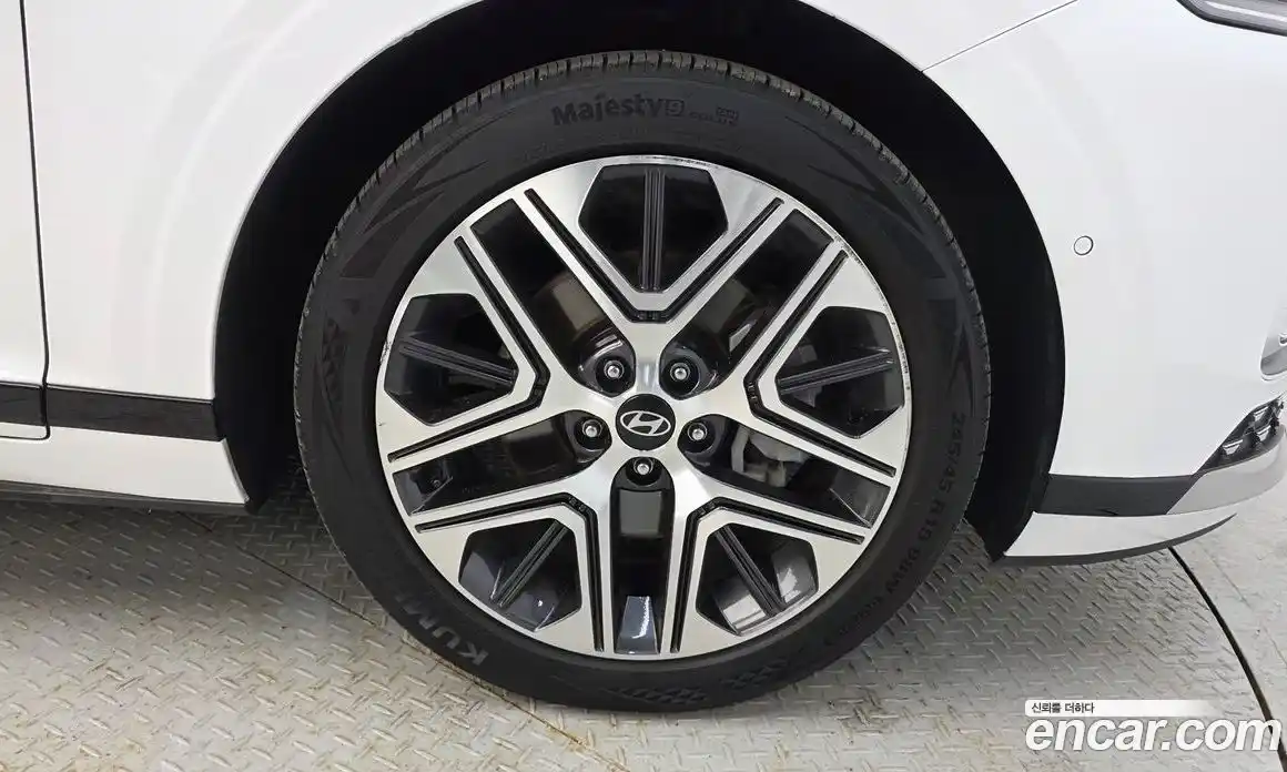 Hyundai Grandeur 2024 2.5 автомат (гидро), фото 7