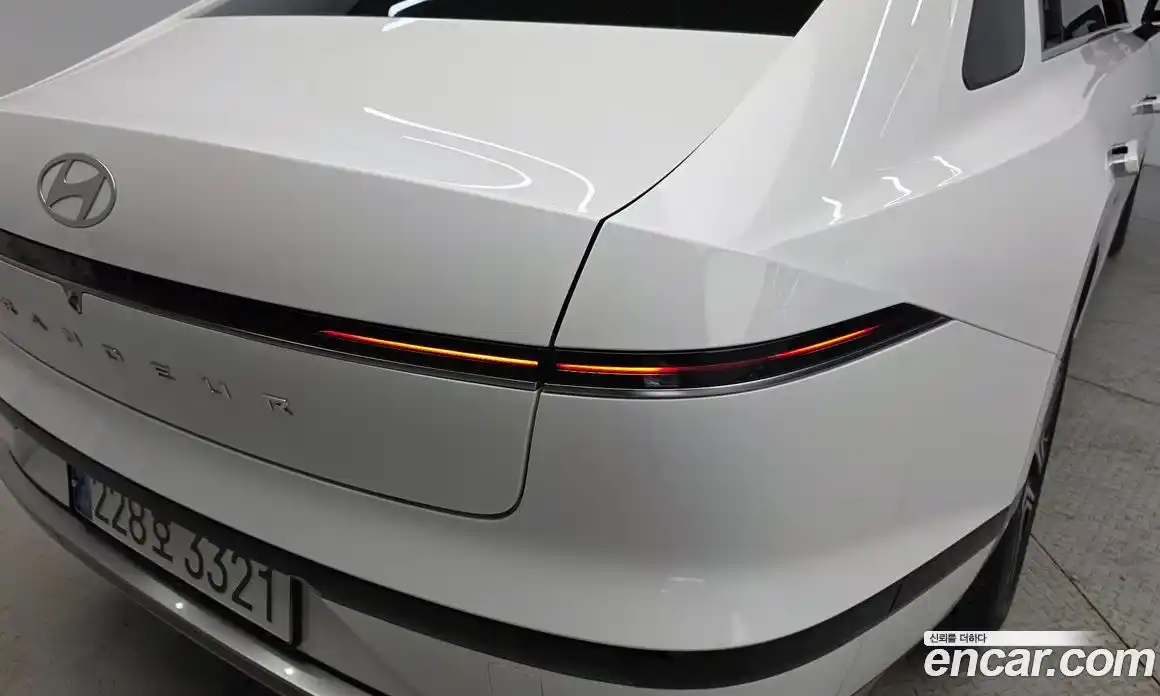 Hyundai Grandeur 2024 2.5 автомат (гидро), фото 9