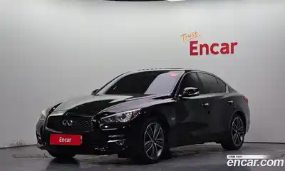 Infiniti Q50