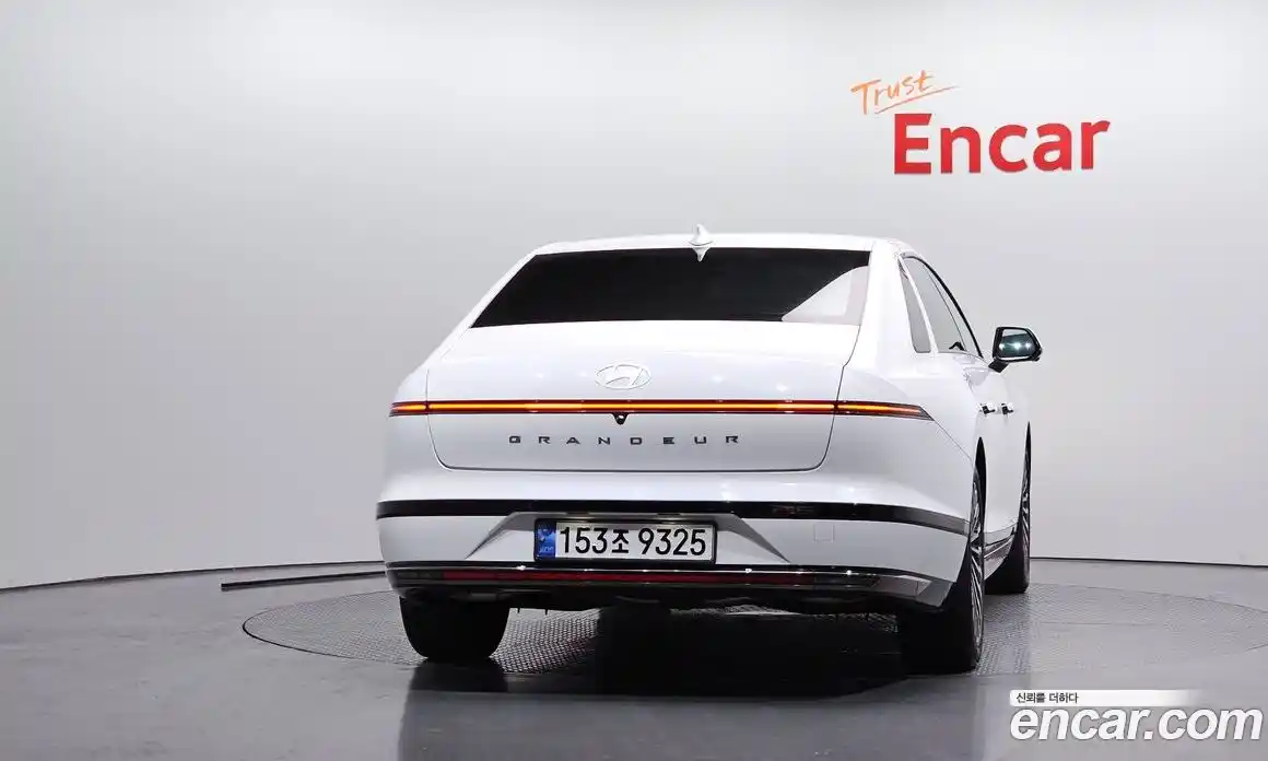 Hyundai Grandeur 2024 1.6 автомат (гидро), фото 4