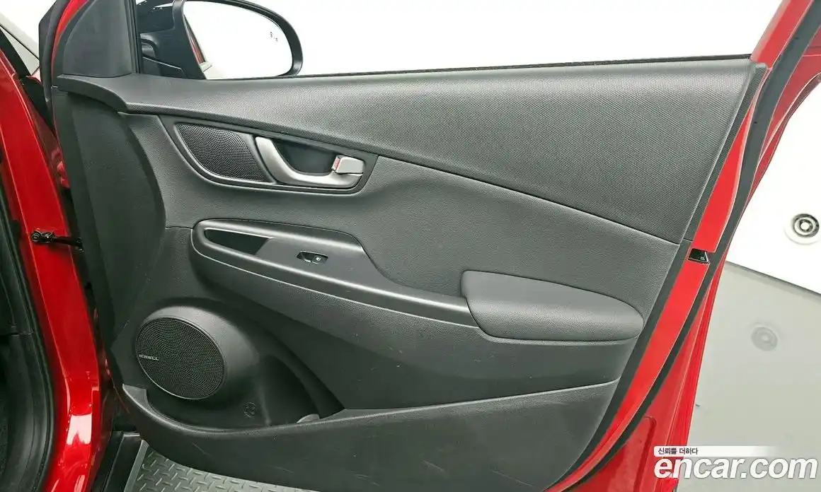 Hyundai Kona 2017 1.6 автомат (гидро), фото 13