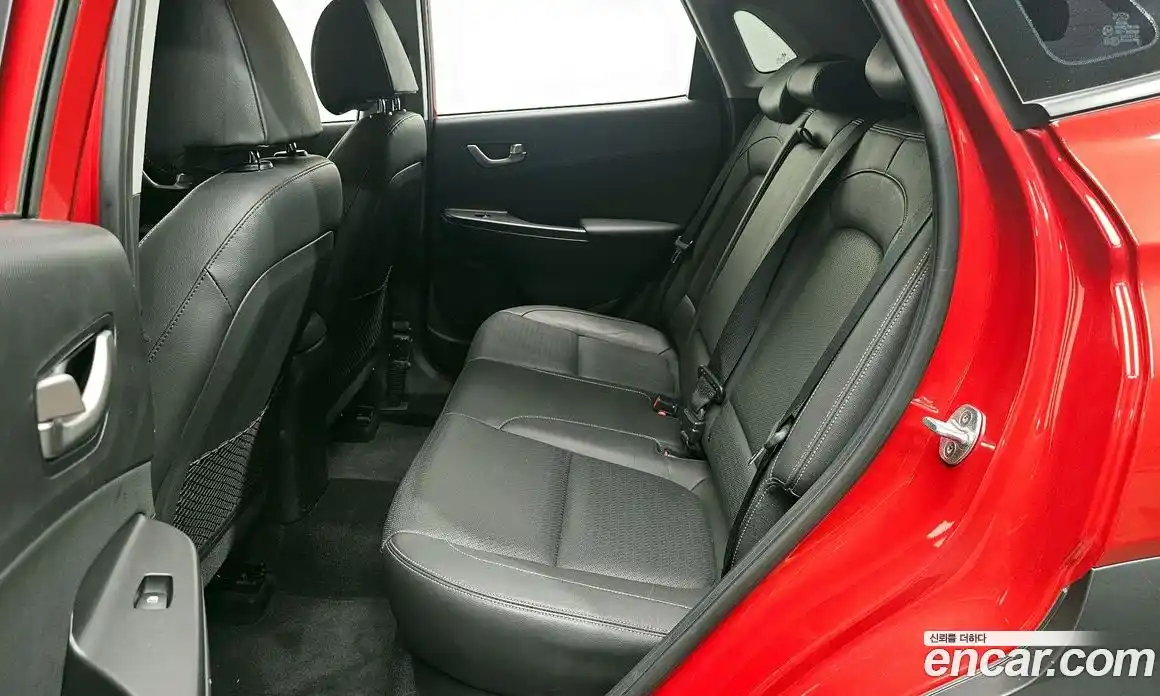 Hyundai Kona 2017 1.6 автомат (гидро), фото 16