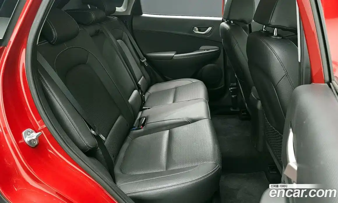 Hyundai Kona 2017 1.6 автомат (гидро), фото 17