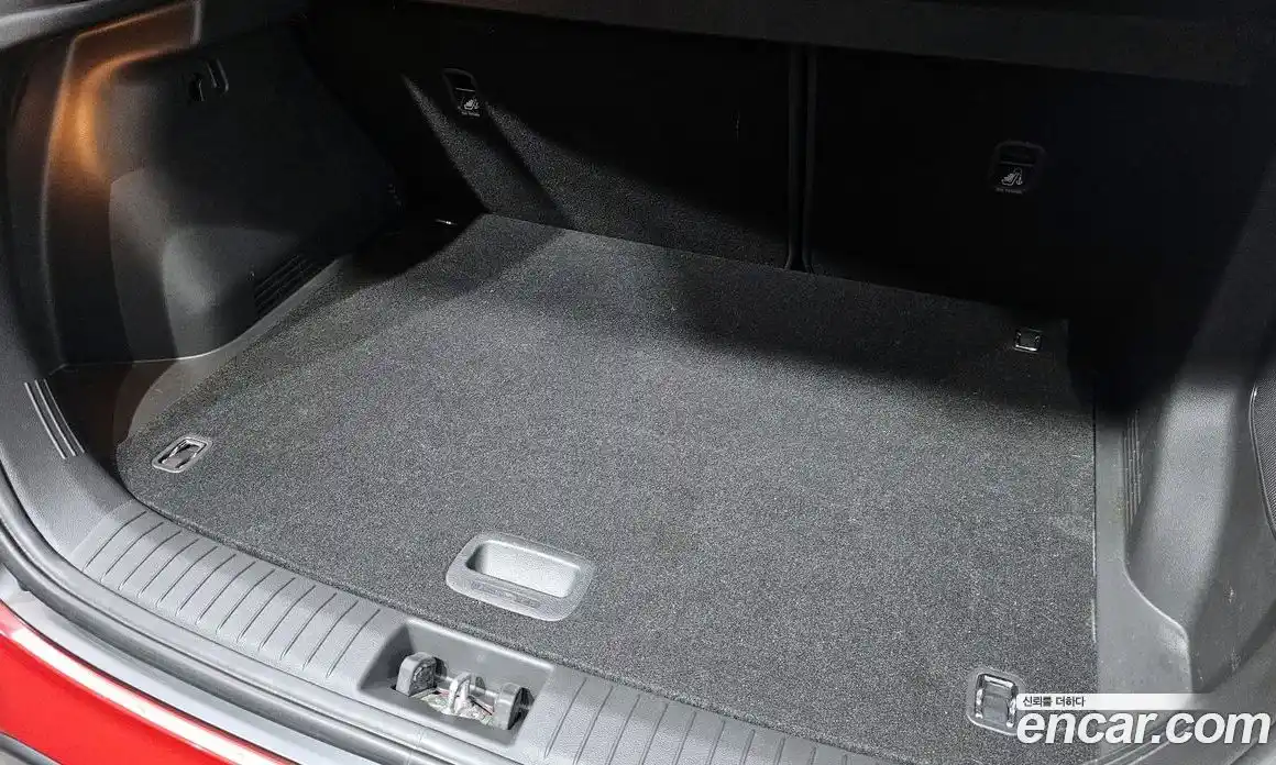 Hyundai Kona 2017 1.6 автомат (гидро), фото 27