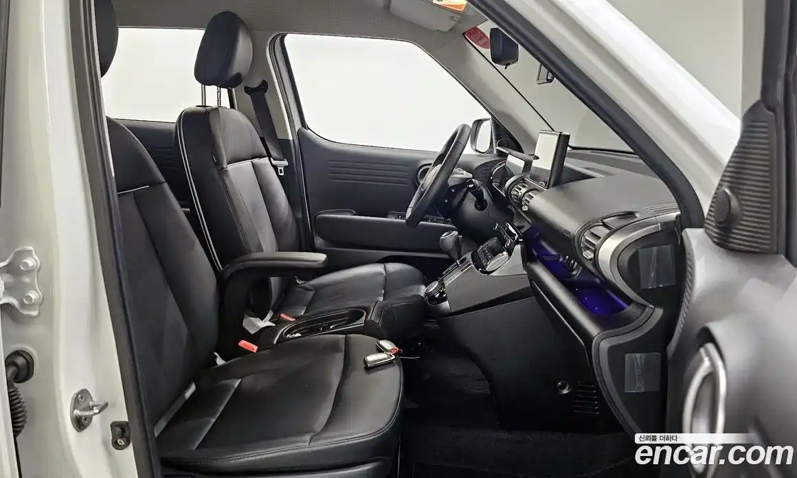 Hyundai Casper 2024 1.0 автомат (гидро), фото 11