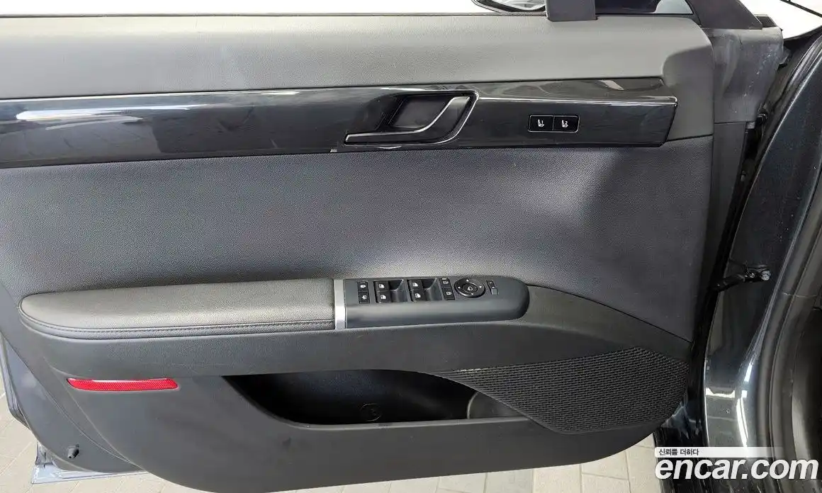 Hyundai Grandeur 2023 2.5 автомат (гидро), фото 14