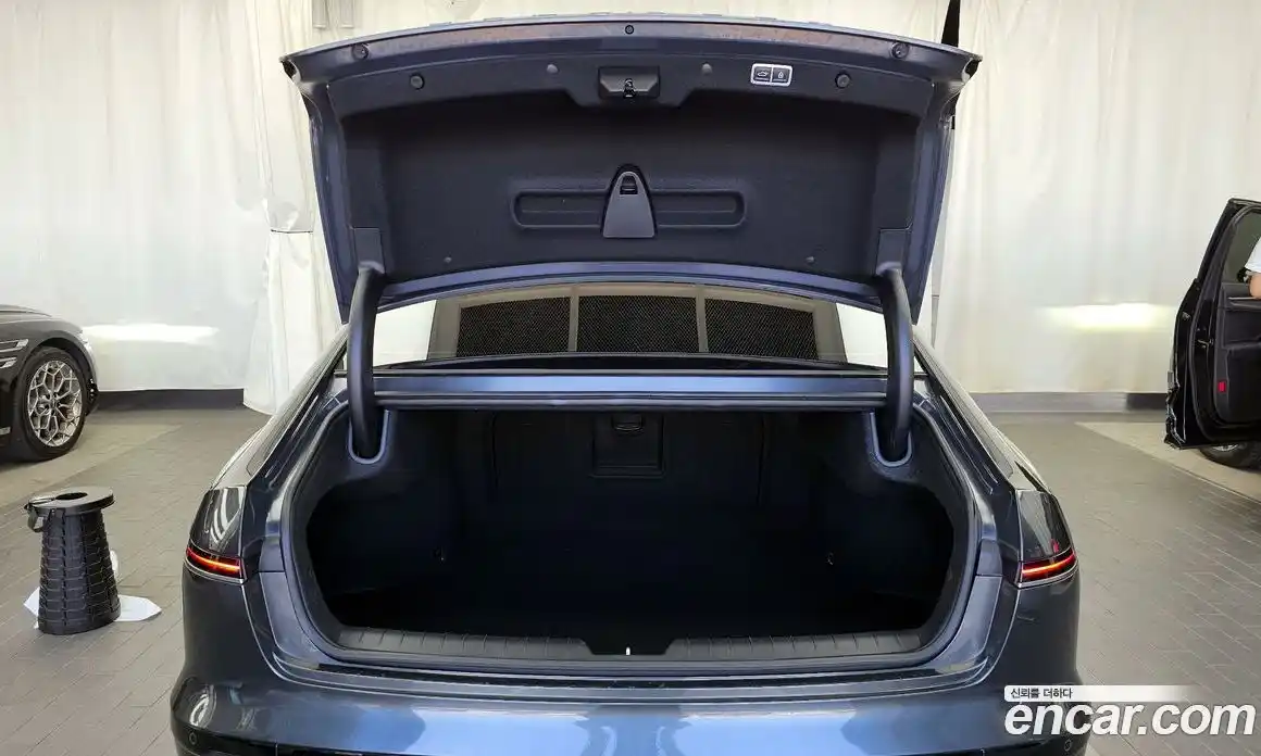 Hyundai Grandeur 2023 2.5 автомат (гидро), фото 26