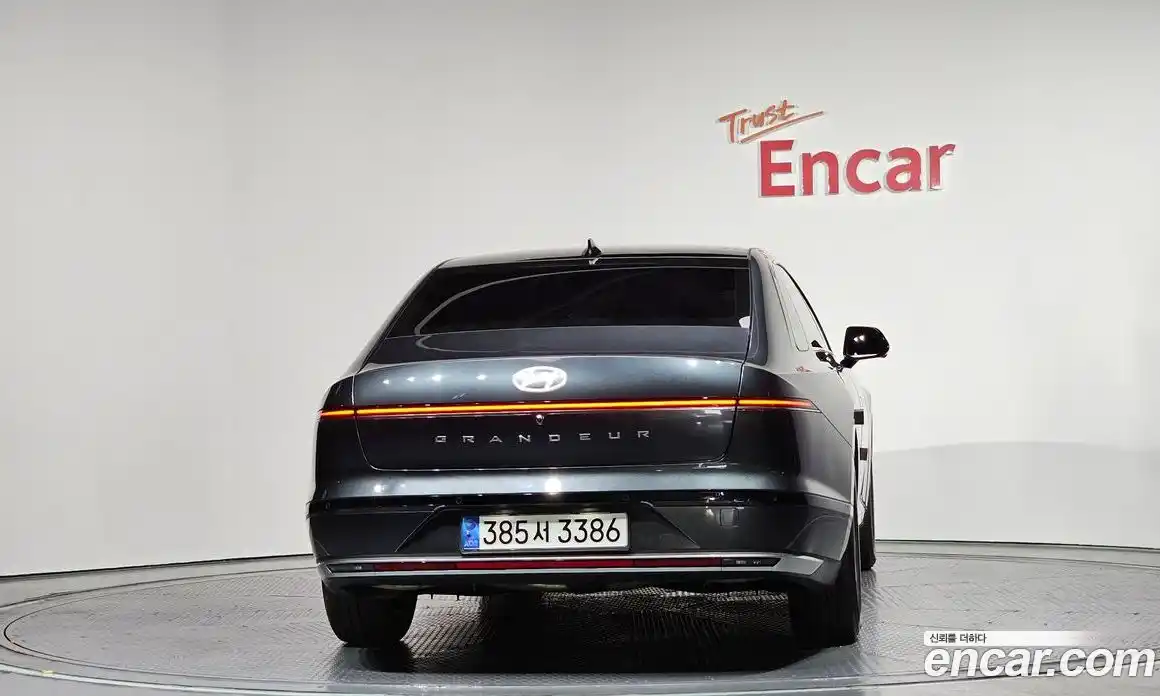 Hyundai Grandeur 2023 2.5 автомат (гидро), фото 4