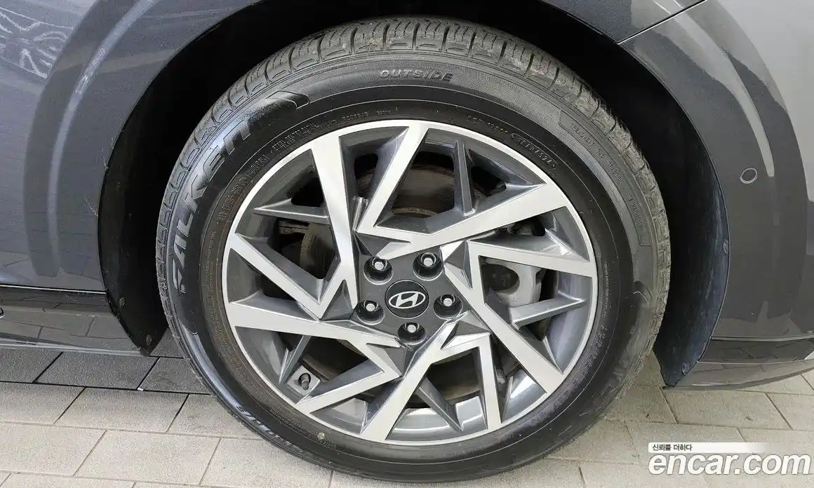 Hyundai Grandeur 2023 2.5 автомат (гидро), фото 7