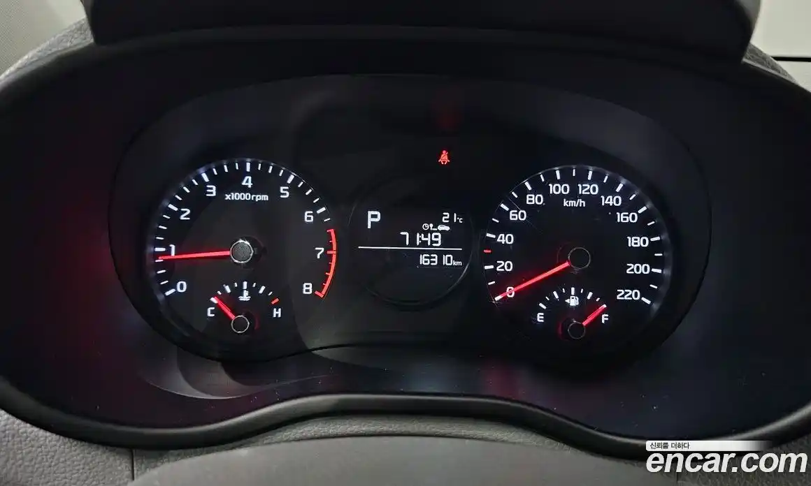 Kia Morning 2021 1.0 автомат (гидро), фото 8