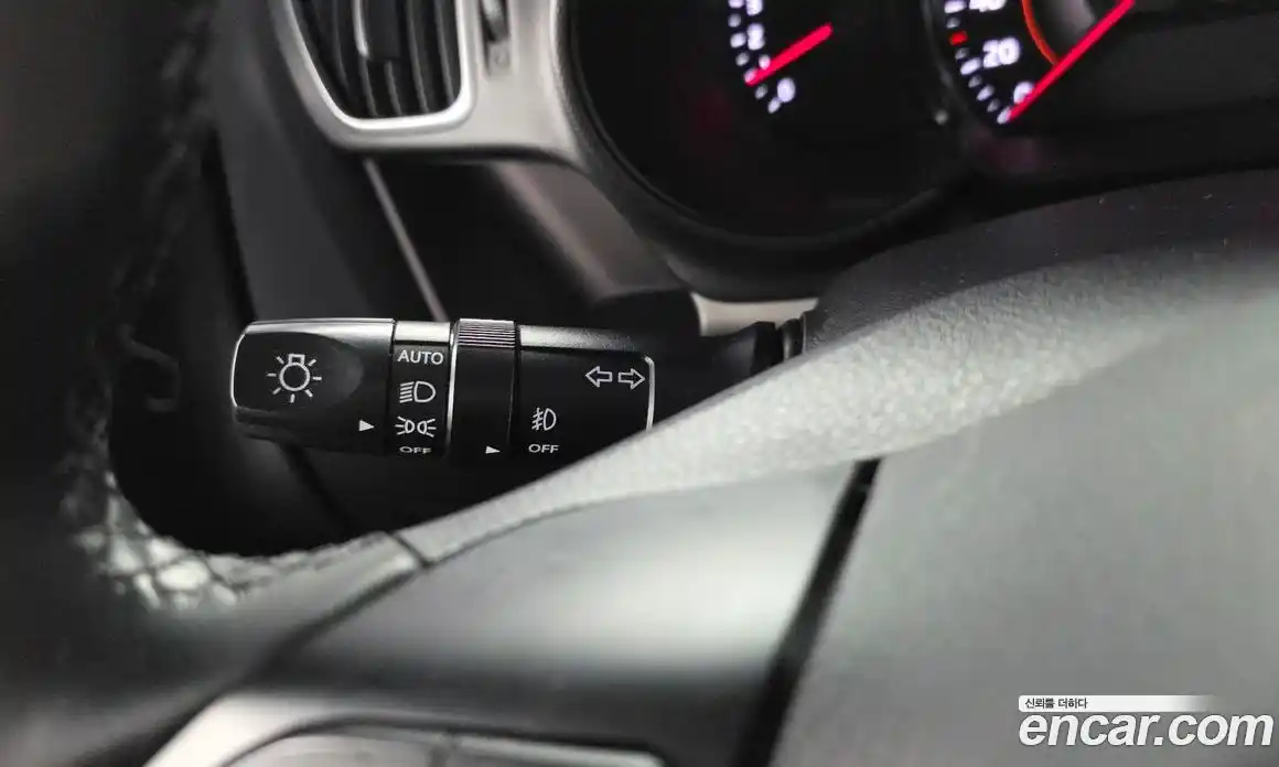 Kia Ray 2019 1.0 автомат (гидро), фото 28
