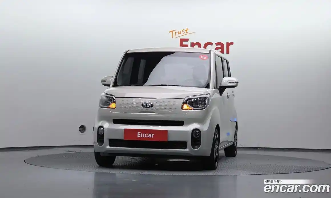Kia Ray 2019 1.0 автомат (гидро), фото 3