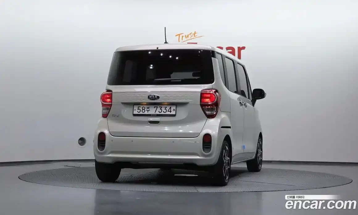 Kia Ray 2019 1.0 автомат (гидро), фото 4