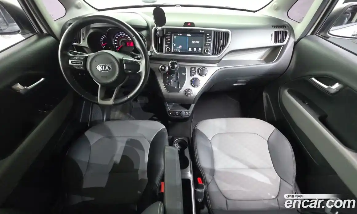 Kia Ray 2019 1.0 автомат (гидро), фото 10