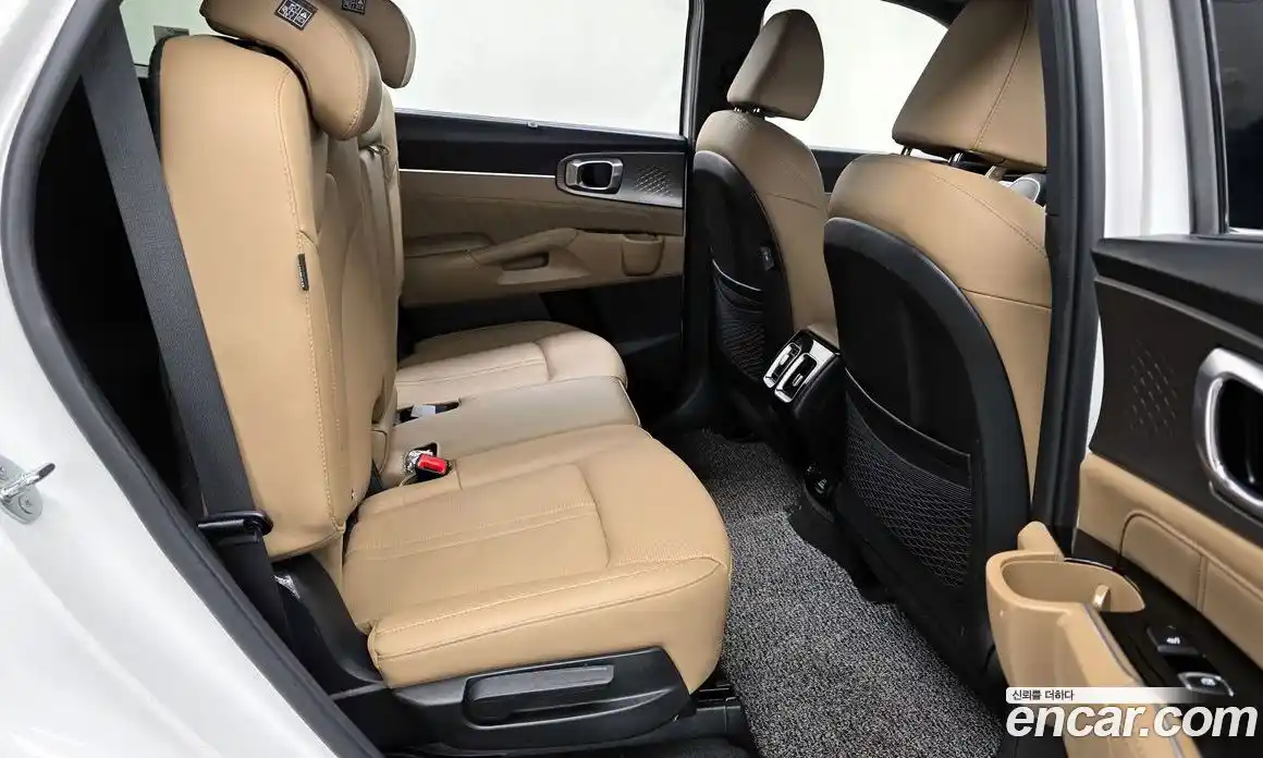 Kia Sorento 2024 1.6 автомат (гидро), фото 18