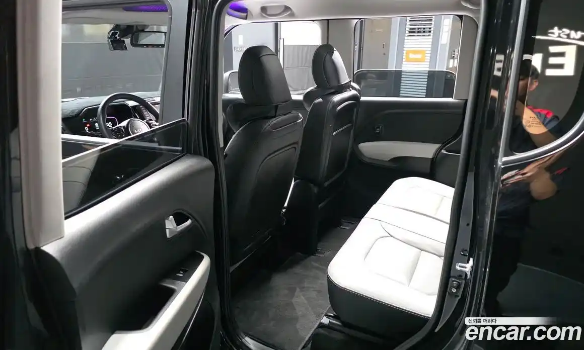 Kia Ray 2022 1.0 автомат (гидро), фото 16