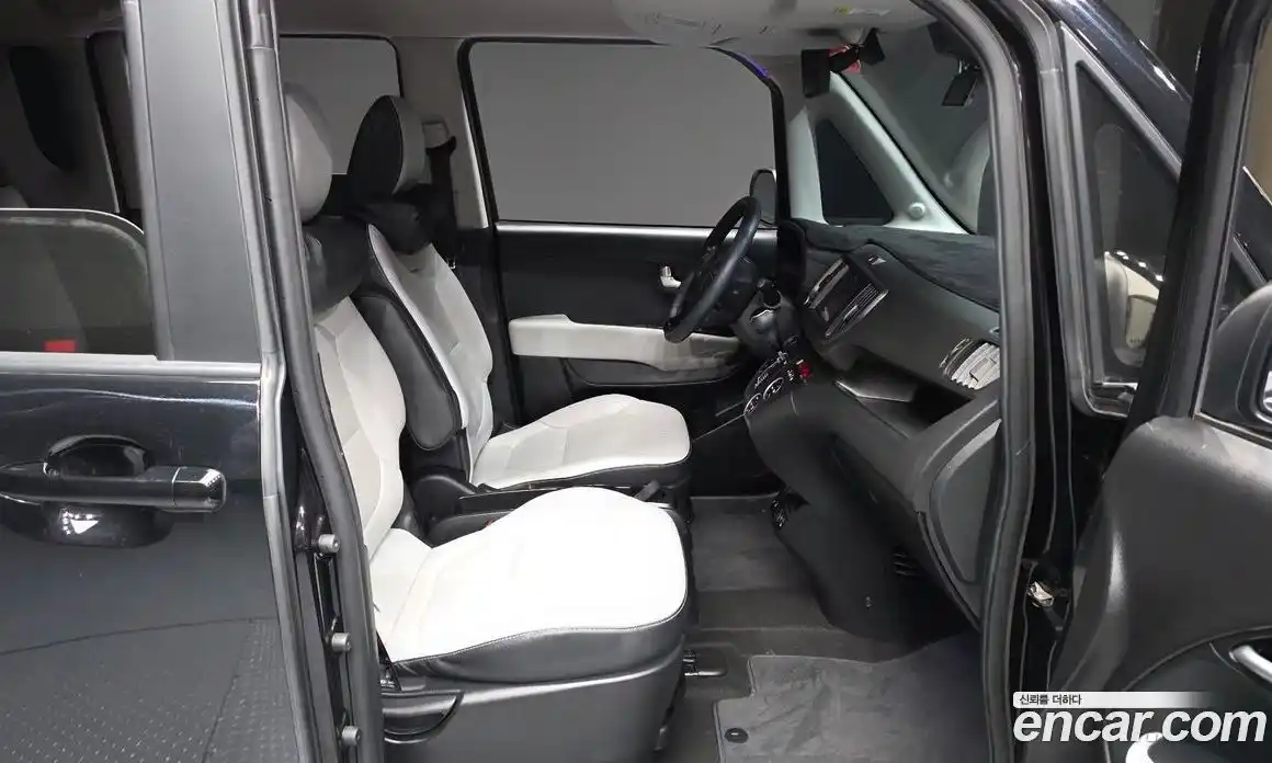 Kia Ray 2022 1.0 автомат (гидро), фото 17