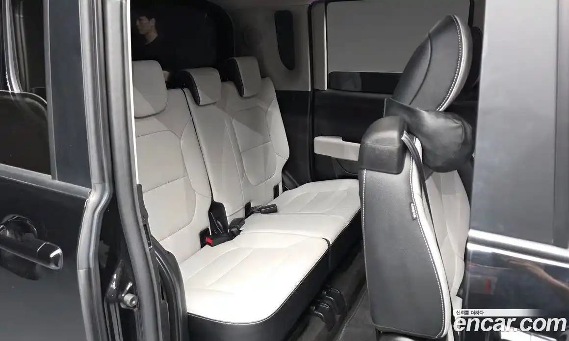 Kia Ray 2022 1.0 автомат (гидро), фото 18