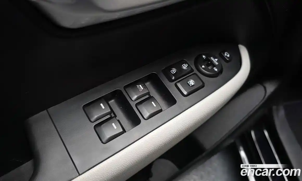 Kia Ray 2022 1.0 автомат (гидро), фото 30