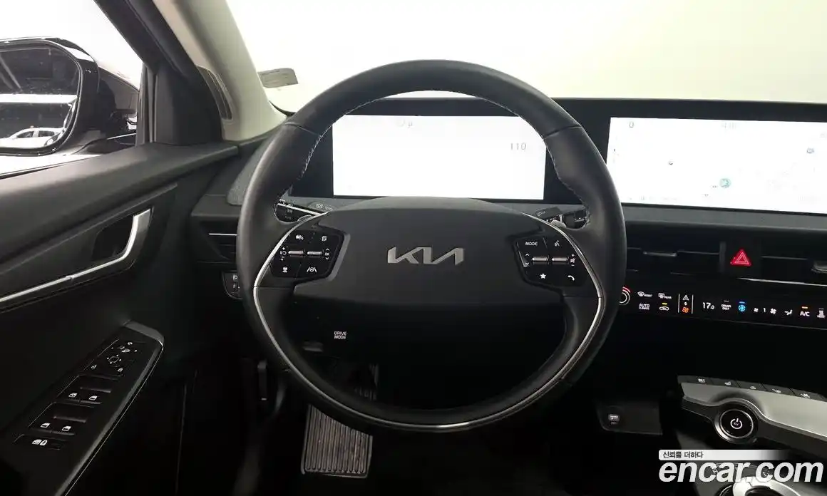 Kia EV6 2023 0.1 автомат (гидро), фото 18