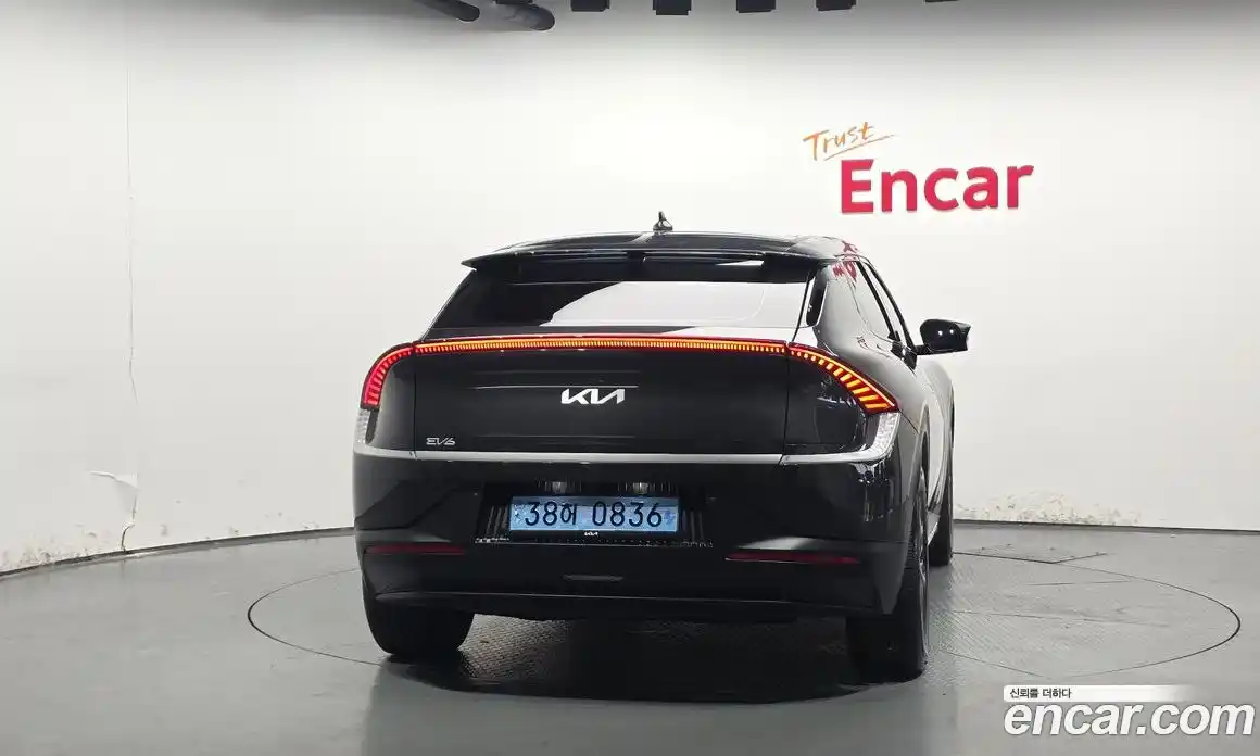 Kia EV6 2023 0.1 автомат (гидро), фото 4