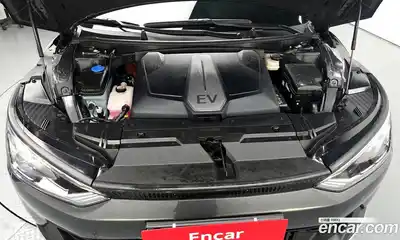 Kia EV6 2023 0.1 автомат (гидро), миниатюра 6