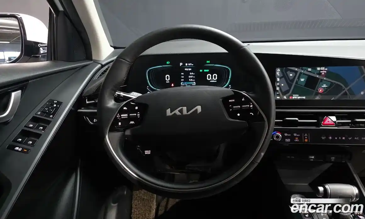 Kia Niro 2022 1.6 автомат (гидро), фото 13