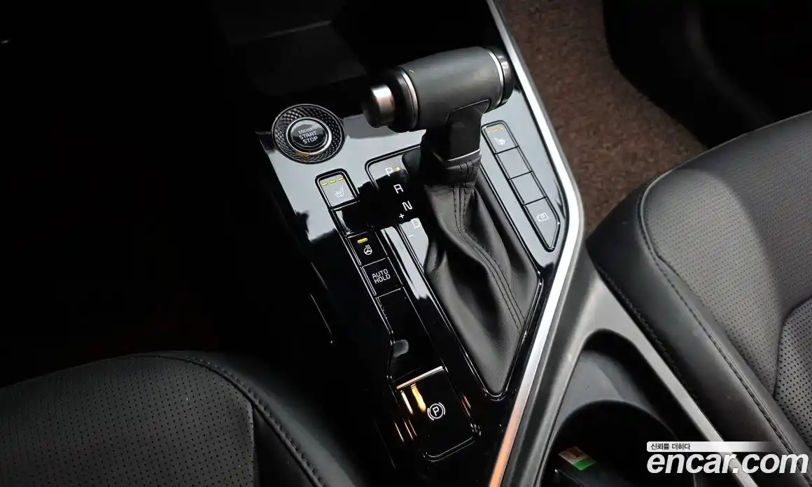 Kia Niro 2022 1.6 автомат (гидро), фото 9