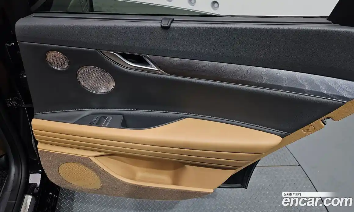 Genesis G80 2023 2.5 автомат (гидро), фото 15