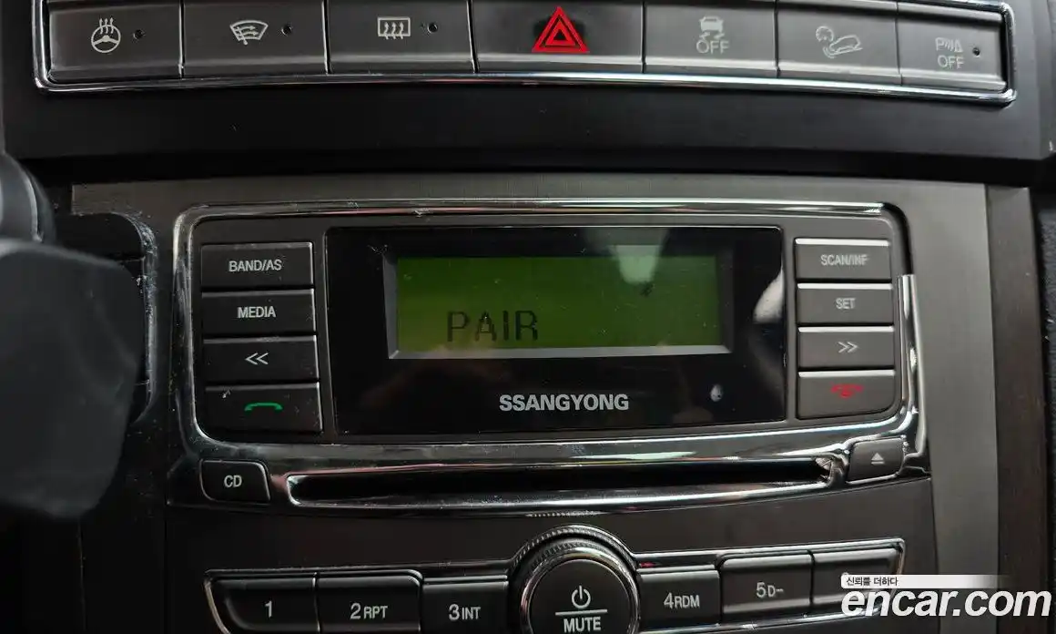 SsangYong Rexton 2014 2.0 автомат (гидро), фото 13