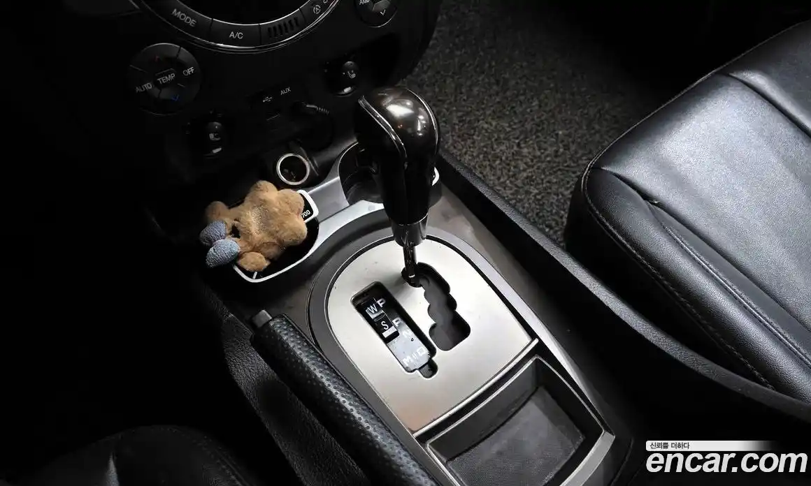 SsangYong Rexton 2014 2.0 автомат (гидро), фото 9