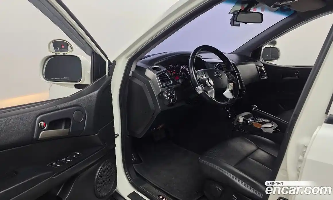 SsangYong Korando 2017 2.2 автомат (гидро), фото 13