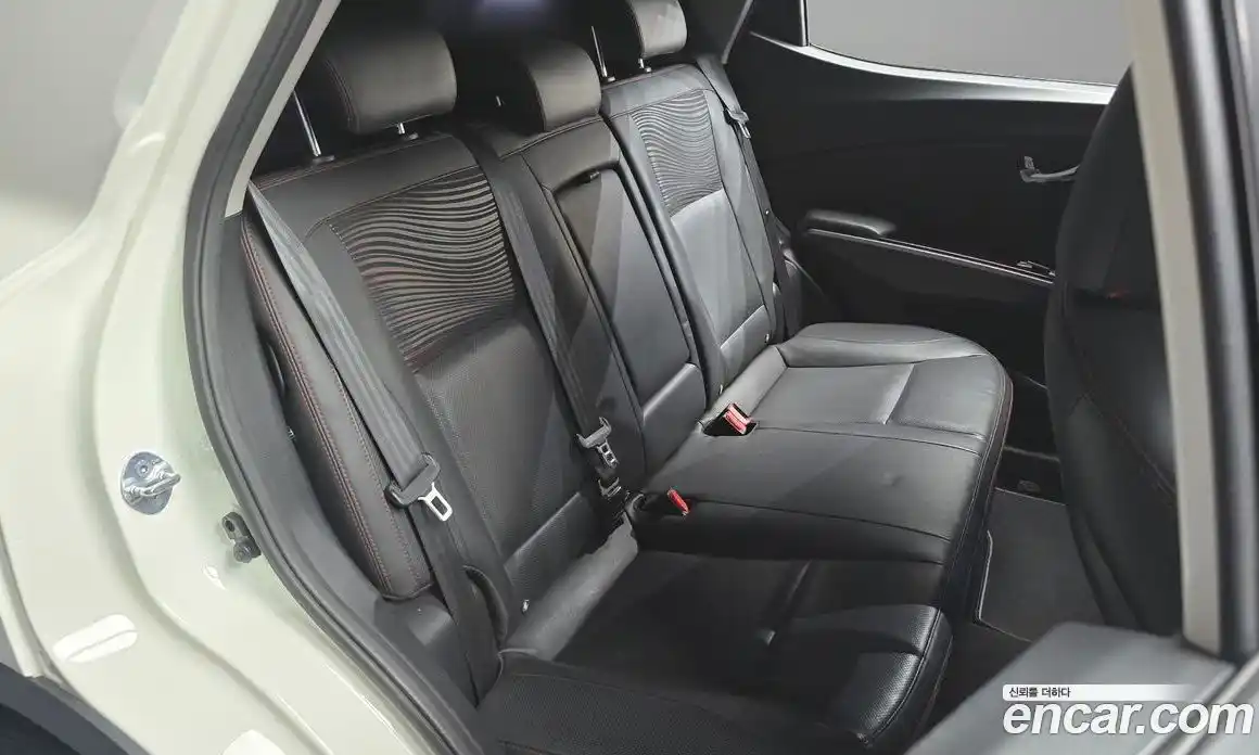 SsangYong TIBOLI 2017 1.6 автомат (гидро), фото 12