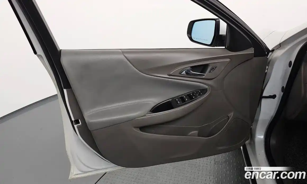Chevrolet Malibu 2017 1.5 гидро, фото 14