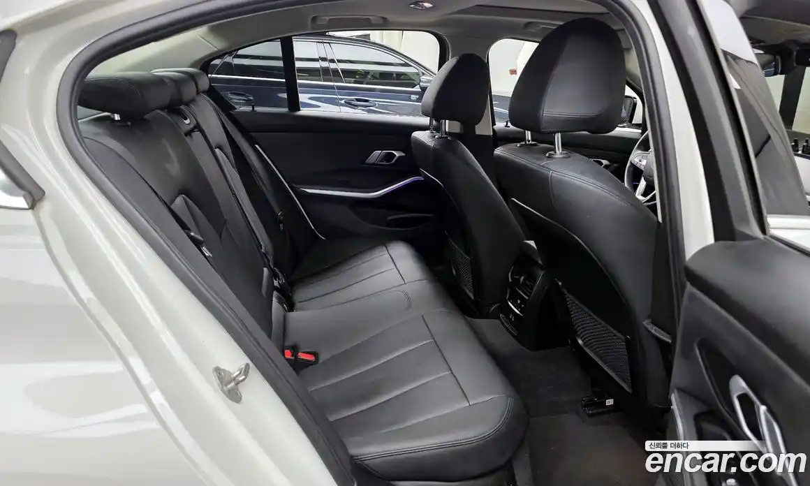 BMW 3 серия 2021 2.0 автомат (гидро), фото 12