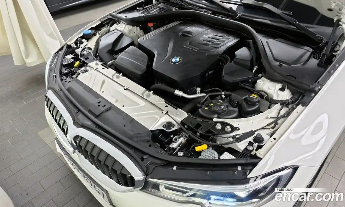BMW 3 серия 2021 2.0 автомат (гидро), фото 6