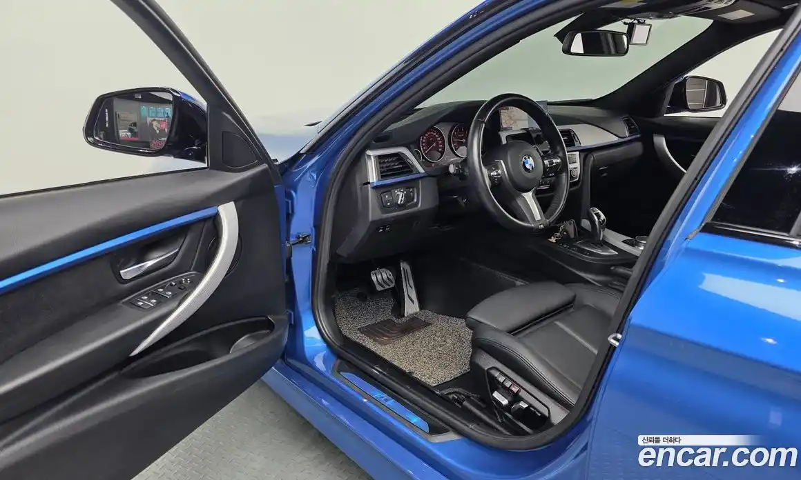 BMW 3 серия 2018 2.0 автомат (гидро), фото 13